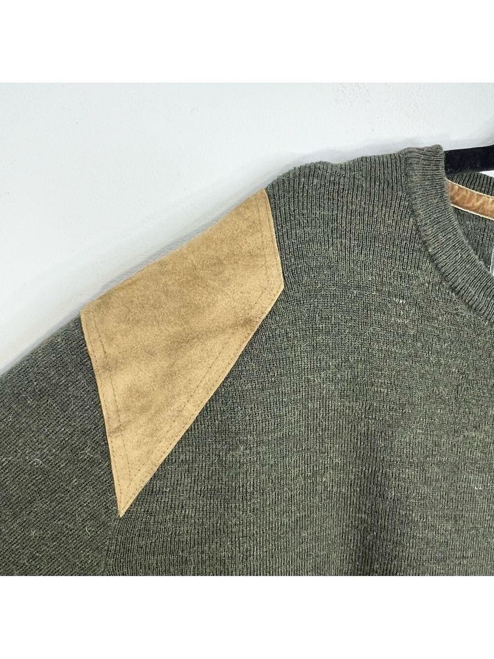 SOLD Rydale UK hunter green wool blend tan suede detail crew neck sweater XXL - Picture 7 of 13